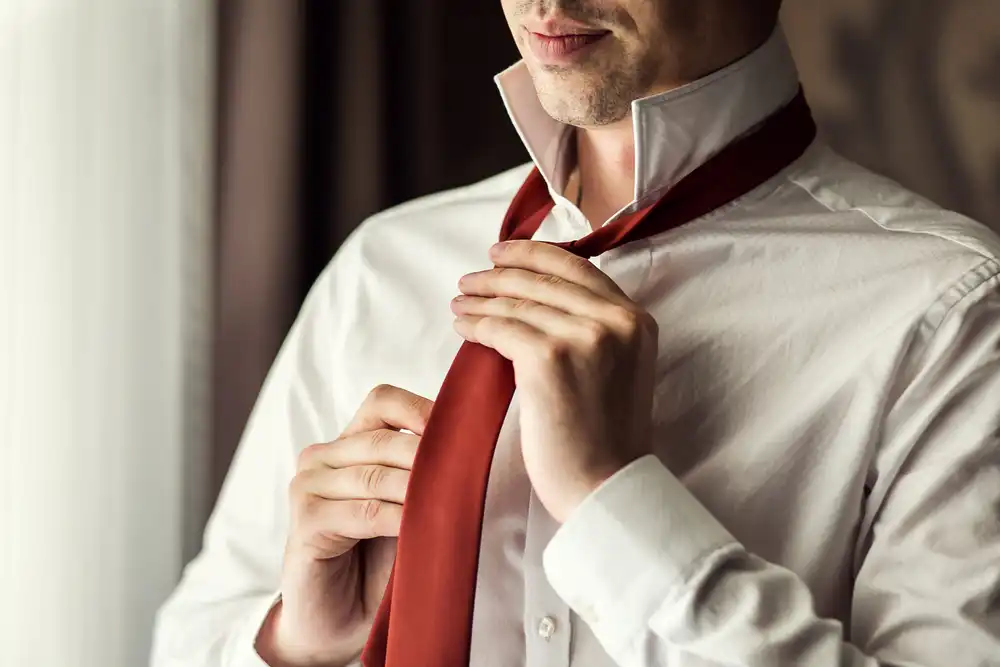 3 jednoduché způsoby, jak uvázat kravatu